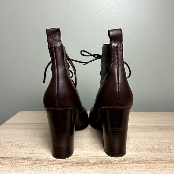 Apostrophe Tootsie Heeled Ankle Booties Brown Leather Victorian Style Shoes 8.5 - Picture 10 of 12